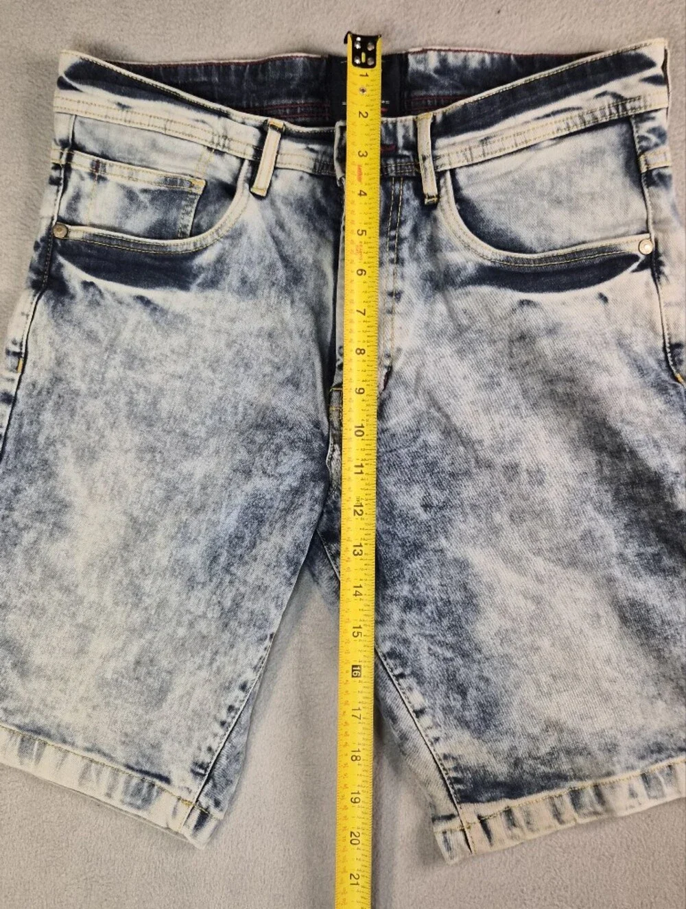 T base Blue acid wash denim shorts jorts size mens 32 waist 21